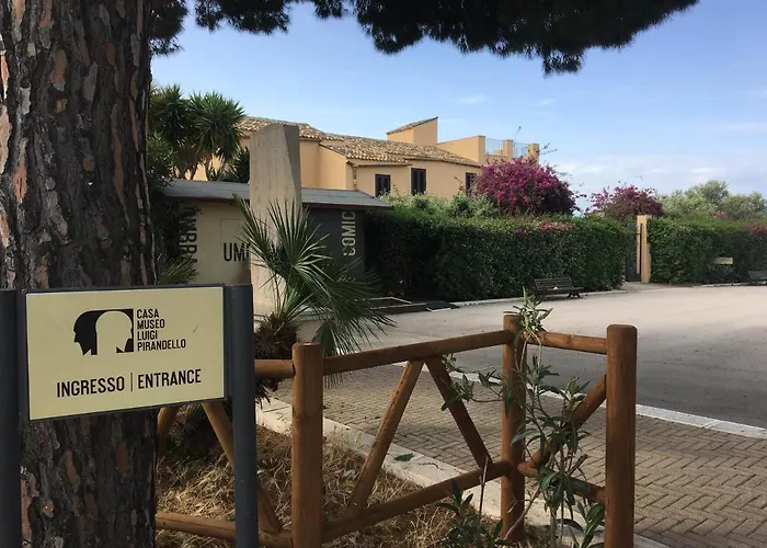 Villa Maresa Home