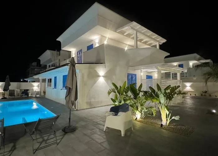 Onda Bianca Luxury Apartments